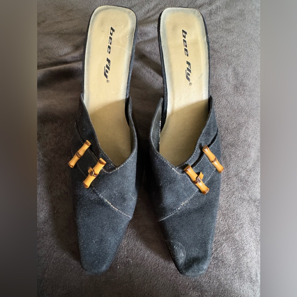 Bee Fly heels